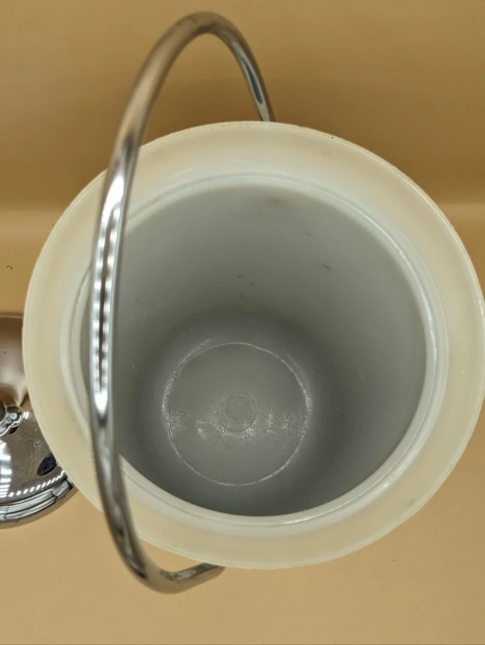 Vintage Chrome Ice Bucket Lid Handle White Plastic Inner Sleeve Pre-owned